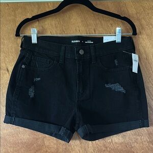 Old Navy Mid-Rise Boyfriend Distressed Jean Shorts - Black